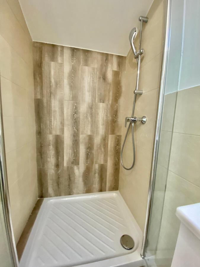 Montee Fleurie Apartment Menton Exterior photo